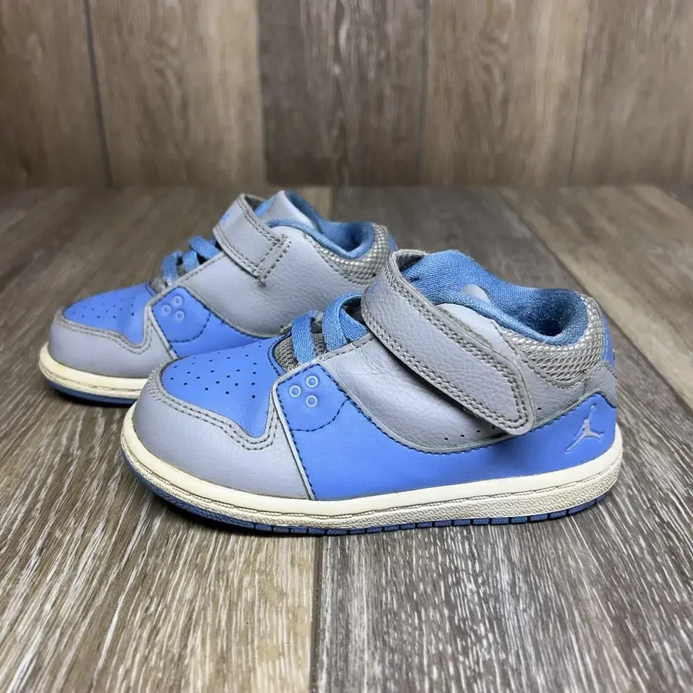 Nike Air Jordan 654954-401 Toddler Youth Size 8C Carolina Retro Blue Gray Shoes